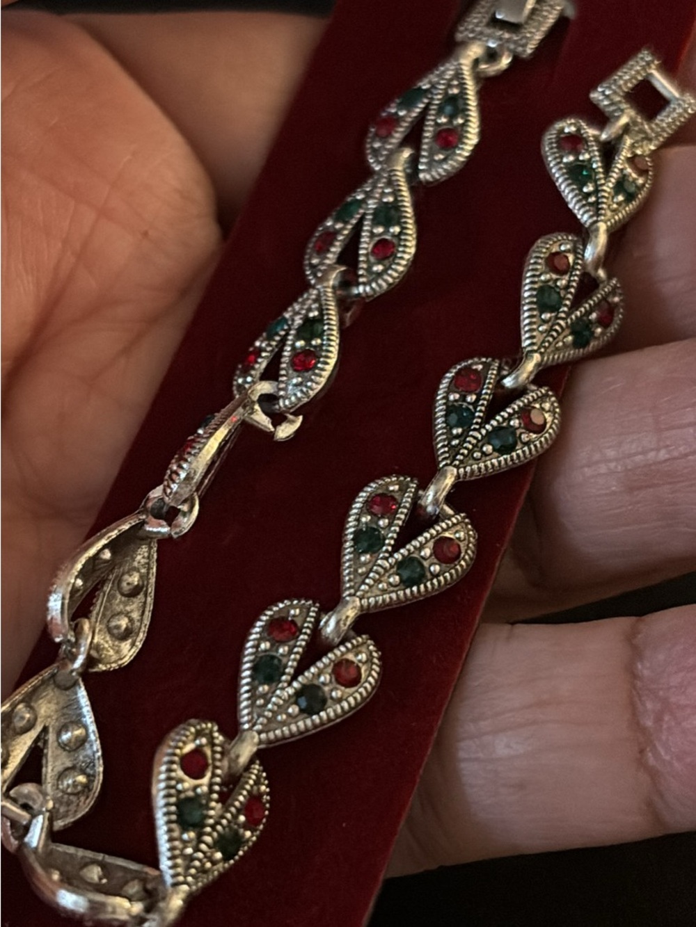 Vintage-Inspired 7” Silver Leaf Bracelet with Red and Green Accents
